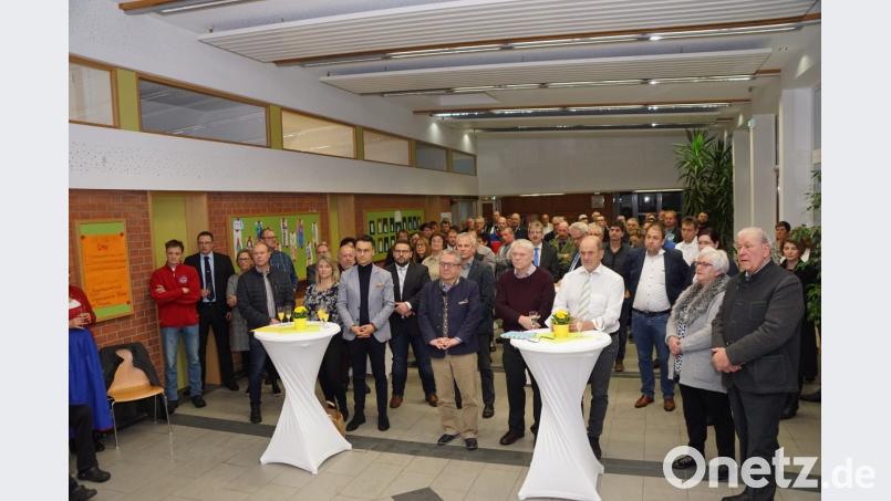 Die vielen Besucher beim Neujahrsempfang zeigem, dass das Gemeindeleben aktiv mit gestaltet wird. Bild: bkr