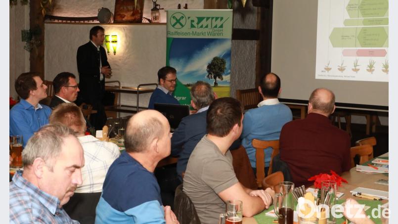 Gut gefüllt war die Zoiglstub´n zum Rechersimer bei der Winterinformationsveranstaltung der Raiffeisen-Markt Waren GmbH Bild: njn