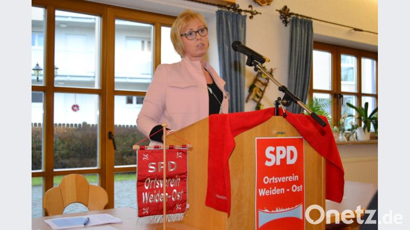 "Rückkehr zu sozialdemokratischen Prinzipien": Das forderte SPD- Stadtverbandsvorsitzende Sabine Zeidler. Bild: hcz