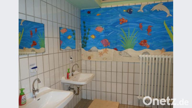 Auch die Sanitärräume präsentieren sich kindgerecht. Bild: Portner