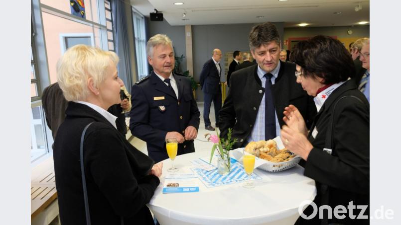 Zu den Markenzeichen der Oberpfälzer Heimat gehören menschlicher Zusammenhalt und persönliches Verständnis. Der Neujahrsempfang bietet dazu ein ideales Gesprächsforum. Bild: exb