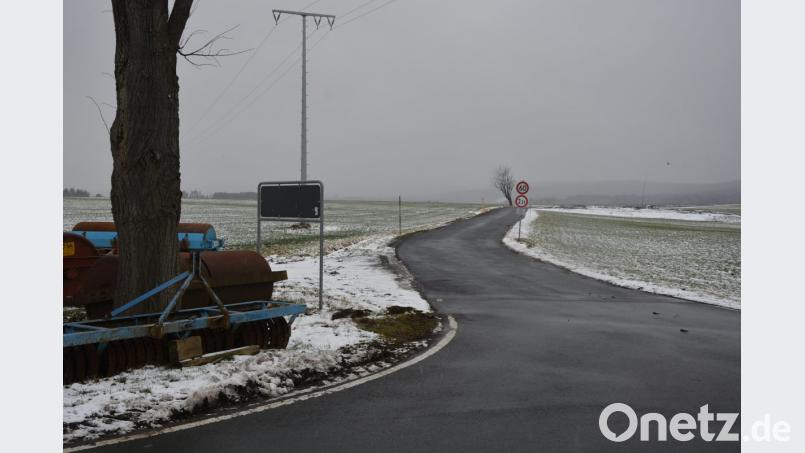 Die Gemeindeverbindungsstraße von Oberteich nach Triebendorf wird ab April auf einer Länge von 1600 Metern ausgebaut. Bild: jr