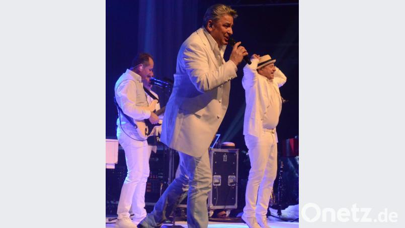 Didi Ganshofer (Mitte) ist der Sänger, Erwin Pfunder (rechts) der Spaßvogel der Band. Bild: Kunz