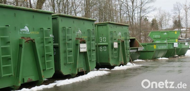 Mal gibt es Wartezeiten am Recyclinghof, ein anderes Mal wie hier an einem Mittwochvormittag, ist fast kein Publikunsverkehr. Bild: kö