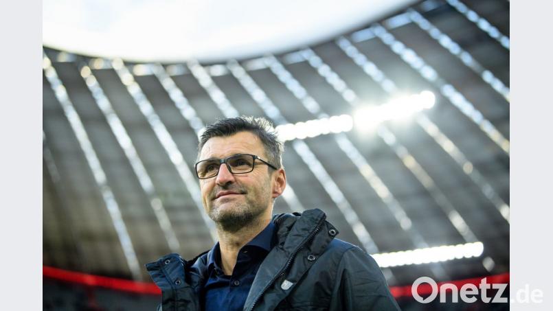 Club-Coach Michael Köllner steht nach dem Trainingslager im spanischen Benahavis schwer in der Kritik. Bild: agentur_dpa