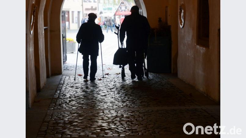 Die Zahl der älteren Bürger in Weiden wächst bis 2037 drastisch an: Das Bayerische Landesamt für Statistik prognostiziert ein Plus von 26,5 Prozent. Bild: Gabi Schönberger