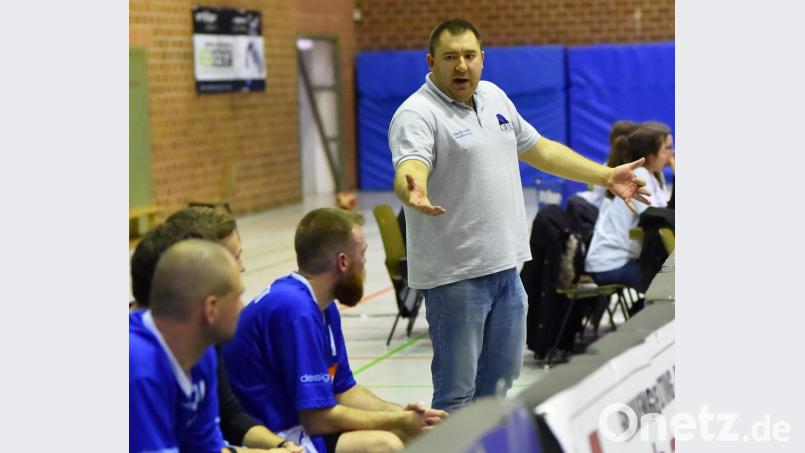 Wohin führt der Weg der Hamm Baskets in der Bayernliga Nord? Coach Roman Lang (rechts) erwartet im Heimspiel gegen Rattelsdorf Antworten auf diese Frage. Bild: A. Schwarzmeier