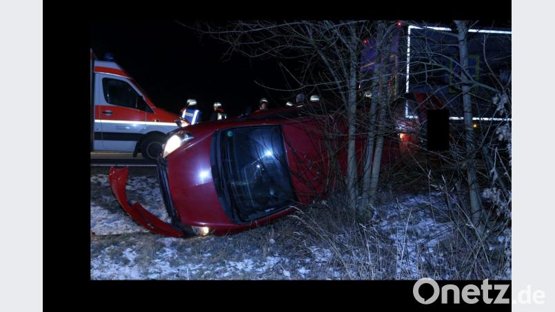 Auf der B 22 bei Waldeck überschlug sich ein PKW. Bild: rw