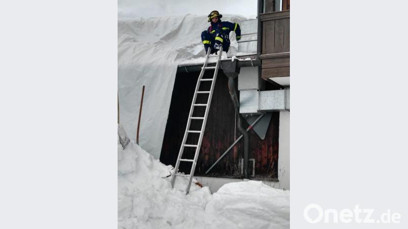 Das THW Marktredwitz im Einsatz in Reit im Winkl. Bild: THW/exb
