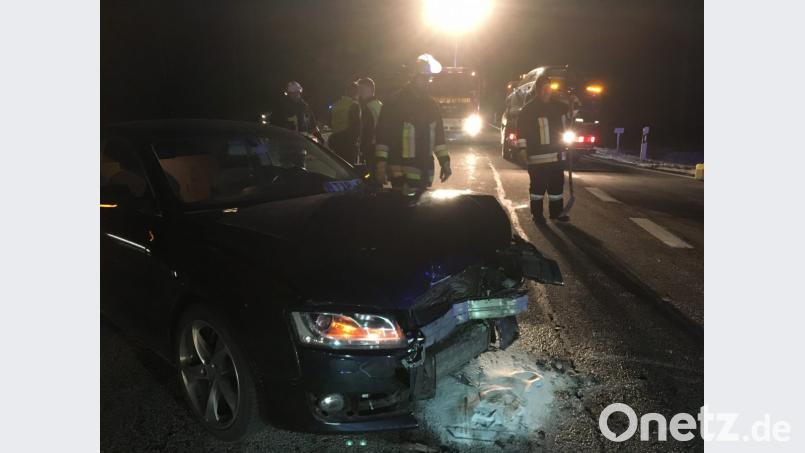 Unfall auf der B 22. Bild: Gustl Beer