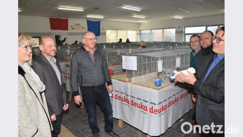 Ein baldiges Wiedersehen versprach Bundesvorsitzende Luzia Mouris (links) den Gastgebern (von rechts) Rainer Gäbl, Siegfried Rupp, Josef Pohl, Ewald Zetzl und Johannes Zeug. Bild: fjo