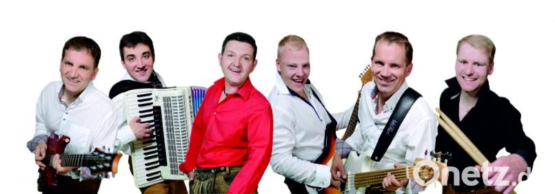 Die Zeit der "Partyfüchse" mit den Musikern (von links) Robert Faltenbacher, Robert Merkl, Jürgen Kühlein, Dominik Schomburg, Stefan Faltenbacher und Sebastian Wismann geht nach 20 Jahren zu Ende. Doch einige von ihnen haben sich in der neuen Band XZeit zusammengefunden. Bild: njn