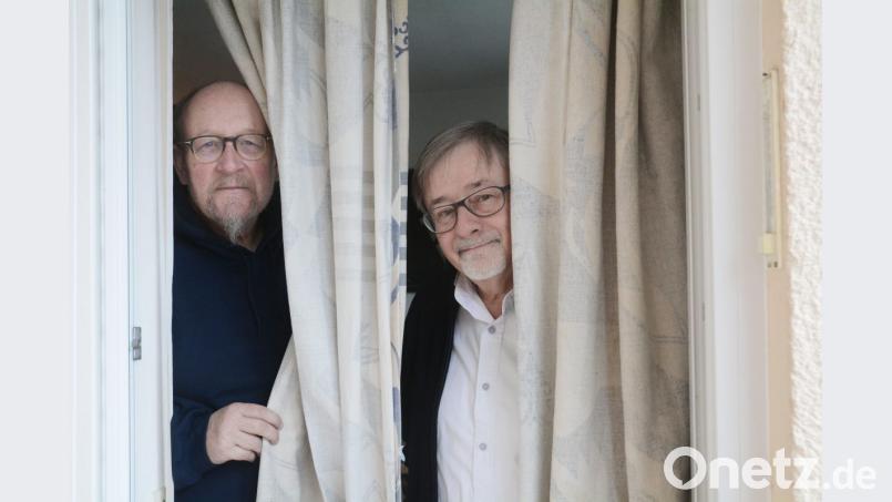 Sie wollen keinesfalls, dass der Vorhang für die "Kulturbühne" fällt. Aber Stefan Voit (links) und Veit Wagner wünschen sich mehr Unterstützung für das Theater und für die Kultur in Weiden allgemein. Bild: Gabi Schönberger