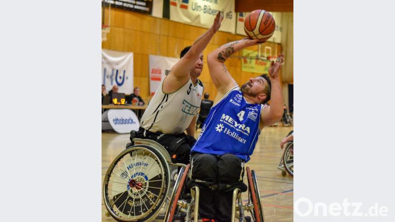 Mit einem Sieg und einer Niederlage kehrten die Rollstuhl-Basketballer von ihrem Spieltag zurück. Dennoch führen sie weiterhin die Tabelle an. Bild: exb