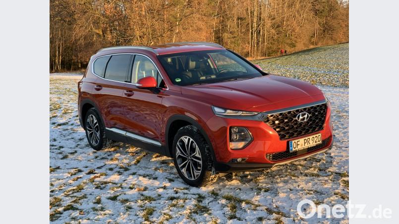Großes SUV mit Benzinmotor und Allradantrieb: Der Hyundai Santa Fe. Bild: Michael Ascherl