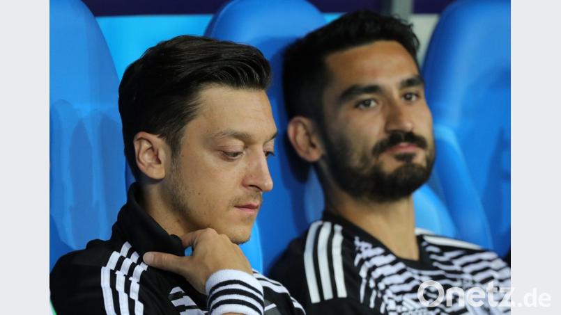Mesut Özil (links) und Ilkay Gündogan. Archivbild: Christian Charisius/dpa