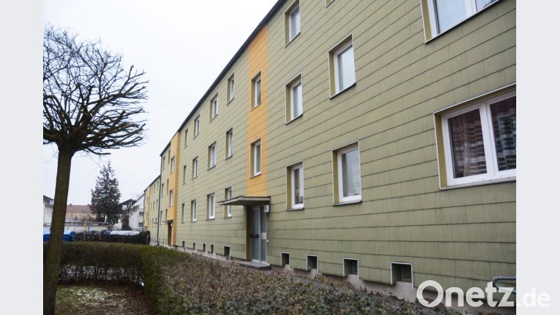 Eine umfangreiche energetische Sanierung steht bei den Gebäuden in der Königsbergerstraße 17 bis 23 an. Auch an Balkone ist gedacht. Bild: Gabi Schönberger