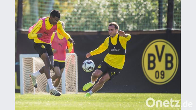 Das Training wird in Ansätzen so aufgebaut, wie das bei den BVB-Profis (rechts Mario Götze Bild: David Inderlied/dpa