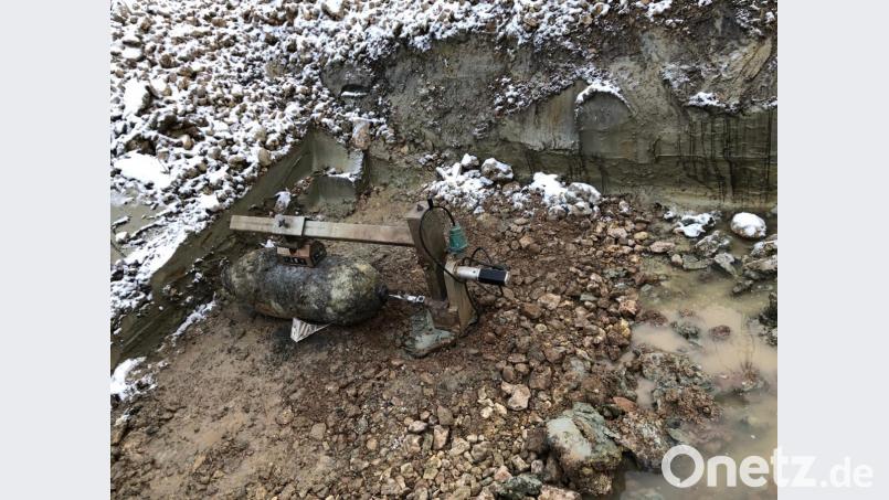Die Fliegerbombe, die in Regensburg gefunden wurde. Bild: Polizeiinspektion Regensburg Süd
