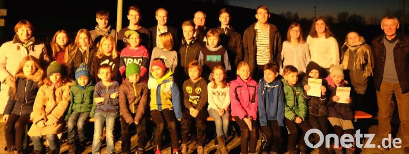 Die Anforderungen für das Jugendsportabzeichen schafften 38 Bewerber. Stufe Gold schafften 30 junge Sportler, Silber 5 und Bronze 3. Das Bambini-Abzeichen erhielten zwei Teilnehmer. Bild: ohr