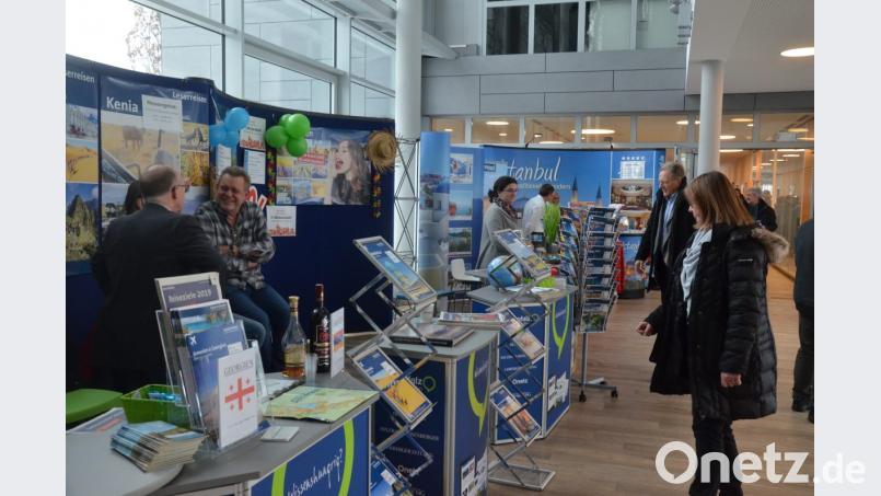 Großes Interesse fand am Samstag die Leserreisen-Messe im Verlagsgebäude. Bild: Kunz