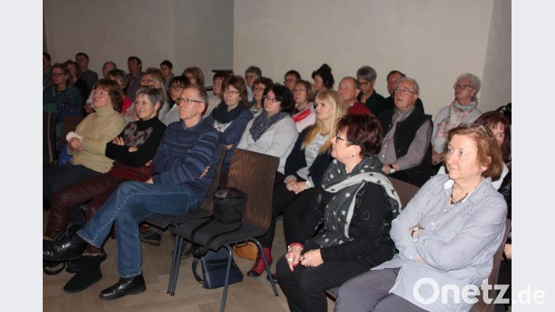 Gut besucht war am Freitagabend die Lesung von Hubertus Hinse aus seinem Roman &quot;Drudenherz&quot;. Bild: kro