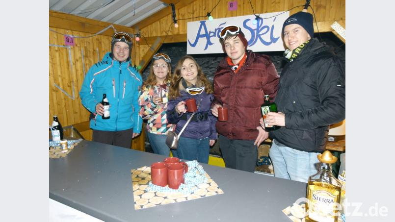 Die "Apré-Ski"-Station der Jungen Union hat typische Aufwärmangebote. Bild: rn