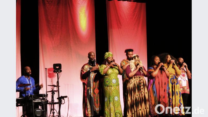 "The Best of Black Gospel" überzeugte am Dienstag in der Fichtelgebirgshalle Wunsiedel Bild: stg