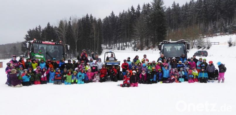 Eine Woche Skispaß haben die Kinder der Grundschule Fichtelberg/Mehlmeisel. Bild: privat