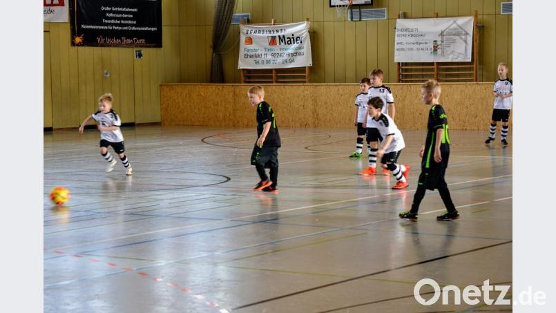 Spannende Spiele auch bei den F-Junioren Bild: fdl