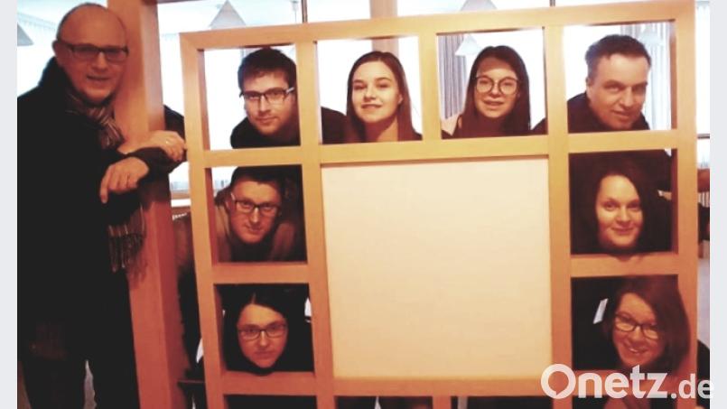 Helferinnen und Helfer:
Wolfgang Fuhrmann, Markus Stäudel, Laura Nürnberger, Nina Nürnberger, Thomas Nürnberger, Nico Etterer, Marion Nürnberger, Jennifer Etterer, Gabriele Fuhrmann, Marianne Wahsner, Jutta-Maria Seelbach, Petra Köstler, Thomas Lochner-Fleischmann, Joachim Wahsner, Joachim Loch, Martina Wilfert Bild: gis