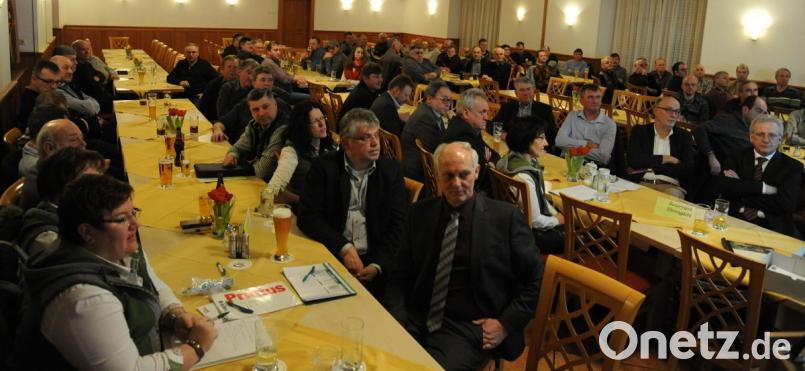 Gut besucht war die Jahreshauptversammlung der Forstbetriebsgemeinschaft Amberg-Schnaittenbach. Bild: gf