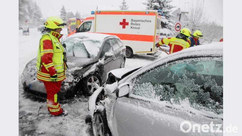 Ein Seat rutschte in einen entgegenkommenden Toyota. Bild: jma