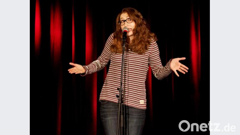 Maron Fuchs aus Weiden ist Poetry-Slammerin aus Leidenschaft. Bild: Ulli Raab