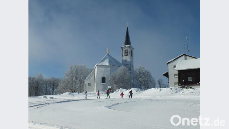 Schulausfall macht&#039;s möglich: Langlauf statt Langenscheidt ist für die Kinder rund um Waldthurn angesagt. Bild: fla