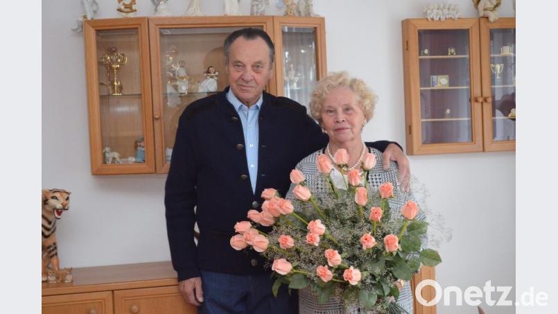 Wanda und Alexander Engel feiern diamantene Hochzeit. Bild: fz