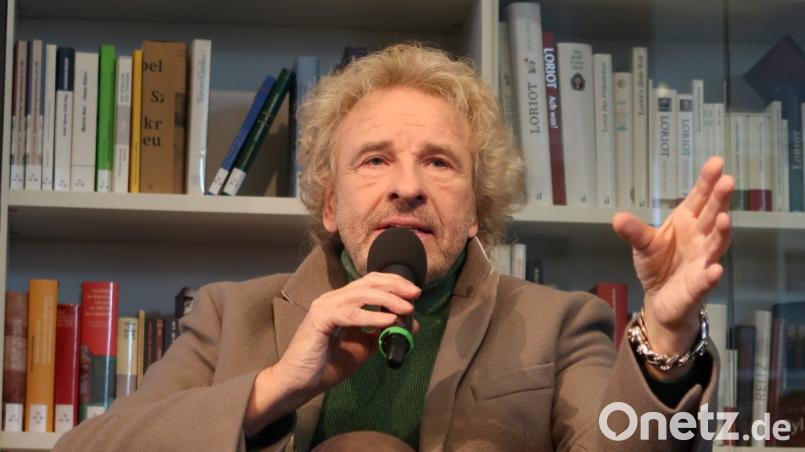 Thomas Gottschalk präsentiert im Münchner Literaturhaus sein neues Literaturformat. Bild: Kunz