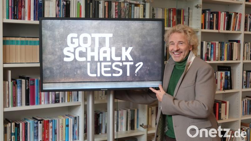 Thomas Gottschalk präsentiert im Münchner Literaturhaus sein neues Literaturformat. Bild: Kunz