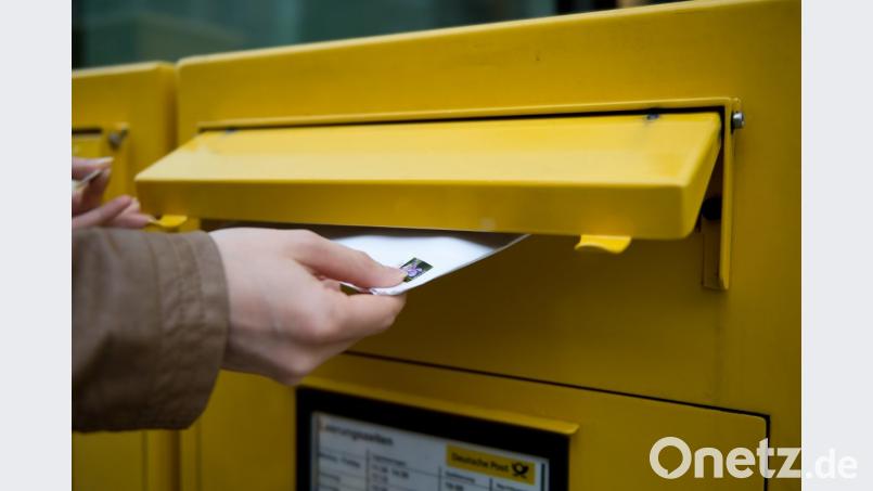 Wer steckt hinter „Sarah“, die den Brief an die Redaktion in den Postkasten geworfen hat? Symbolbild: Daniel Naupold/dpa