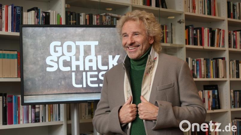 Thomas Gottschalk präsentiert im Münchner Literaturhaus sein neues Literaturformat. Bild: Kunz