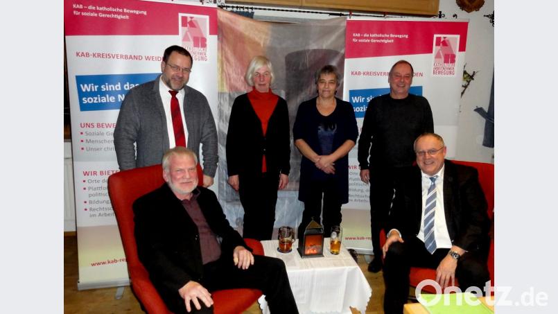 Die KAB eröffnete ihre Gesprächsrunde im Jubiläumsjahr mit einer deutlichen Befürwortung der Demokratie. Bild: Kunz