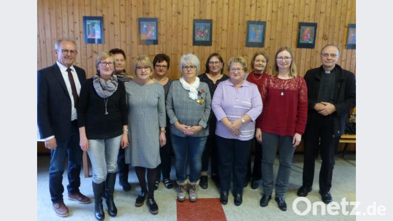 Neuwahlen standen bei der Jahreshauptversammlung des Frauenbunds Steinberg auf der Tagesordnung. Unser Bild zeigt das neue Führungsgremium. Bild: exb