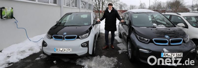 Bild: Wolfgang Steinbacher
E-Carsharing des Zweckverbandes Kommunale Verkehrsüberwachung, Geschäftsführer Maximilian Köckritz Bild: Wolfgang Steinbacher