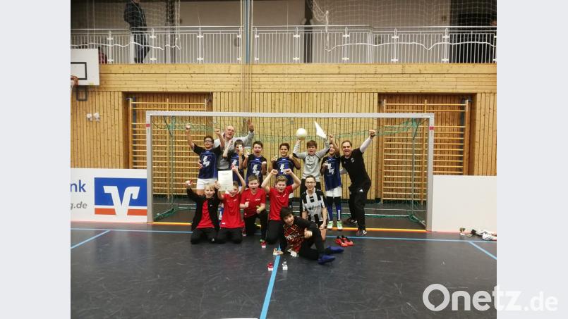 Gastgeber SG Theuern holte sich bei den D-Junioren den Truniersieg. Bild: exb