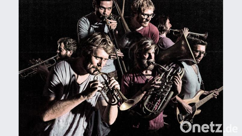 "La Brass Banda" kommt im Juni nach Falkenberg. Bild: Stefan Bausewein/exb