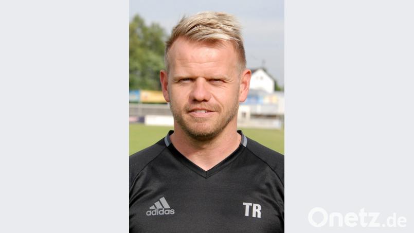 Der Mitterteicher Trainer Andreas Lang trifft mit seiner Mannschaft auf die SpVgg SV Weiden. Bild: gb