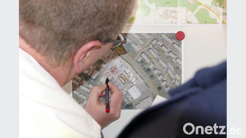 Auf der Karte wird genau eingezeichnet, wo die Katatstrophe passiert ist. Bild: egl