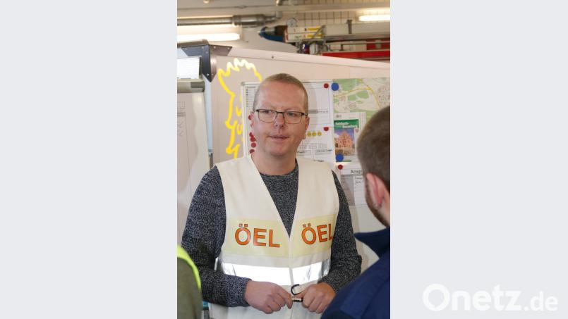 Christof Strobl agiert bei der Stabsrahmenübung als örtlicher Einsatzleiter. Bild: egl