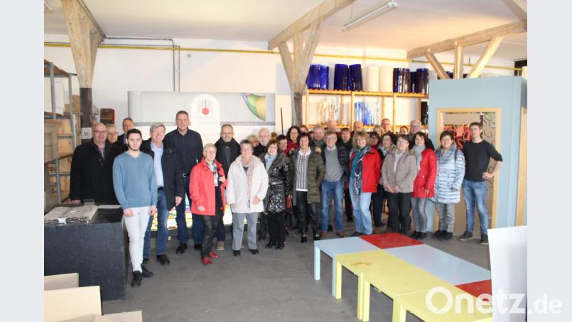 Die Teilnehmer des Initiaktivkreises beim Besuch der Glashütte Lamberts. Bild: exb