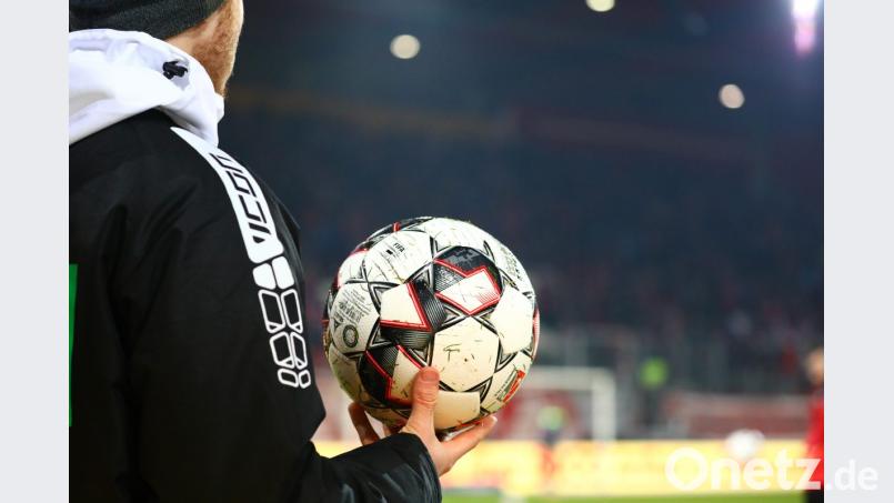 Der Ball rollt in Regensburg. Bild: Jahn Regensburg